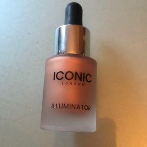 Iconic brand Illuminator in Blush, full size